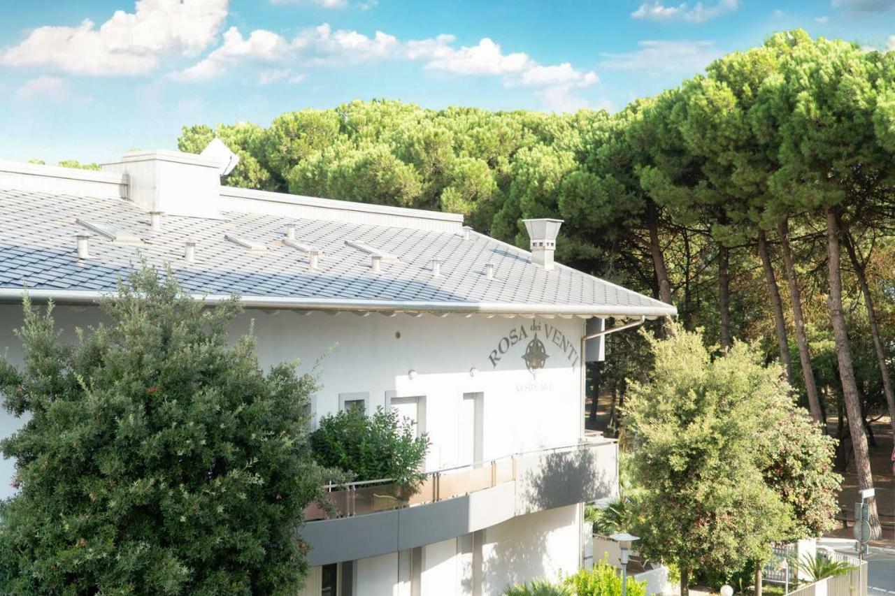 Residence Rosa Dei Venti Червия Екстериор снимка